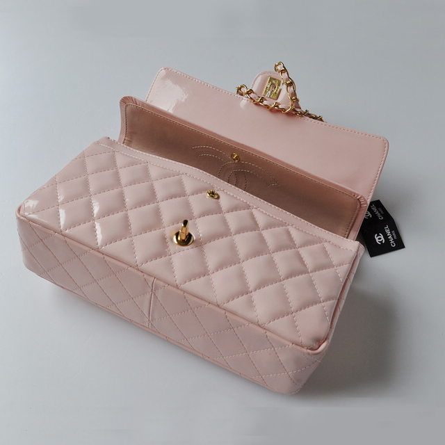 Chanel Classic Flap Bag 1113 Patent leather in Pink with Gold