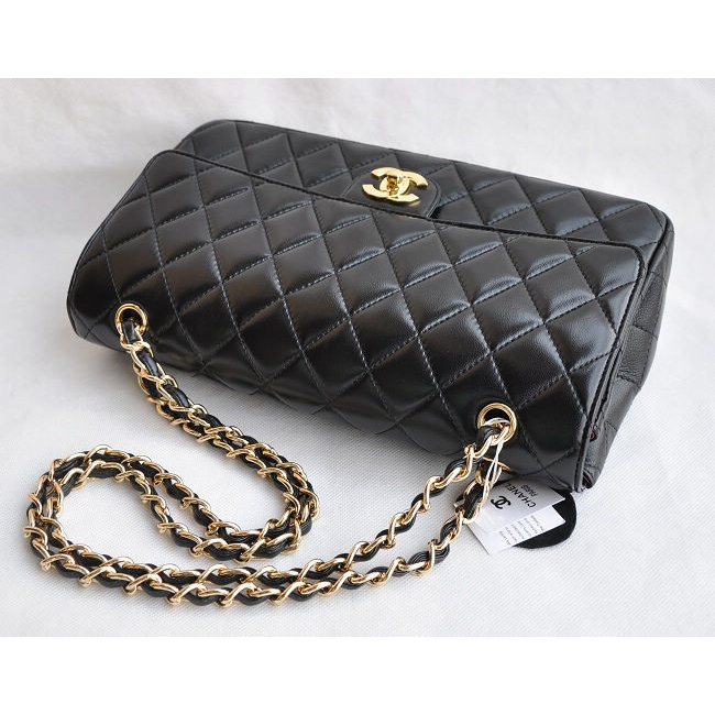 Chanel Classic Flap Bag 1113 Sheepskin leather in Black with Gold