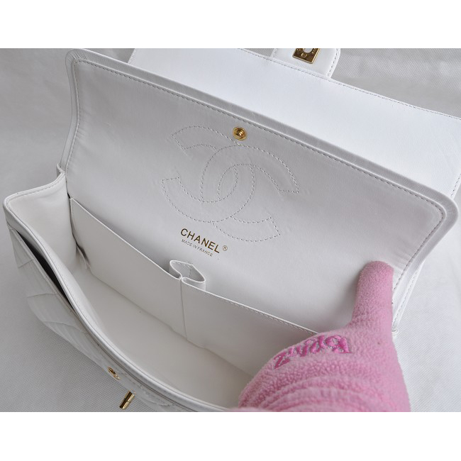 Chanel Classic Flap Bag 1113 Sheepskin leather in White with Gold