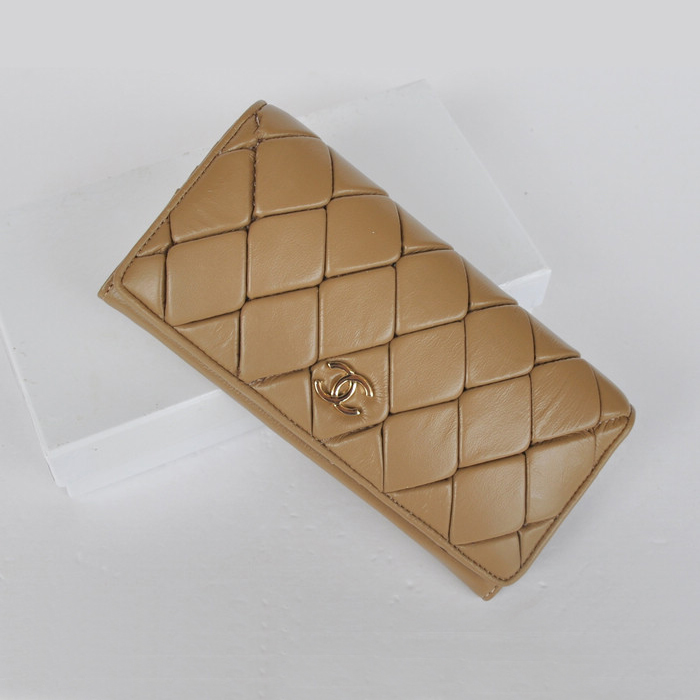 Chanel Lambskin Leather Bi-Fold Wallet C0901 Apricot