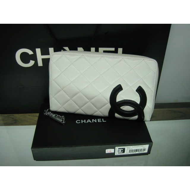 Chanel Leather Black CC Logo Long Zipper Wallet 26710 White