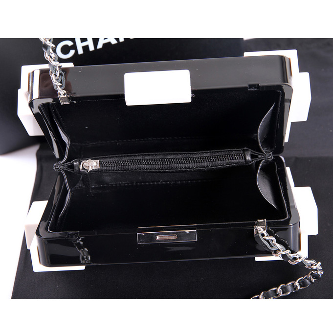 Chanel Lego Clutch A37010 Black&White