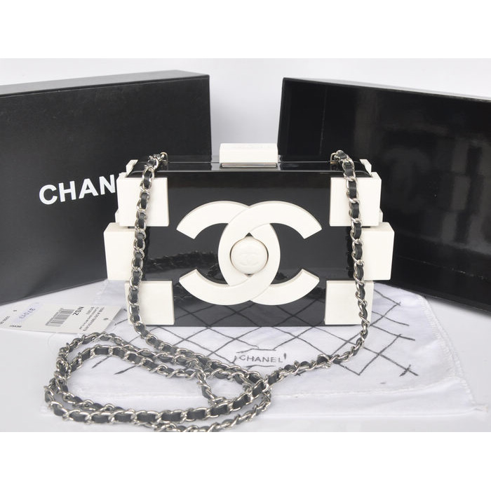 Chanel Lego Clutch A37013 Black&White