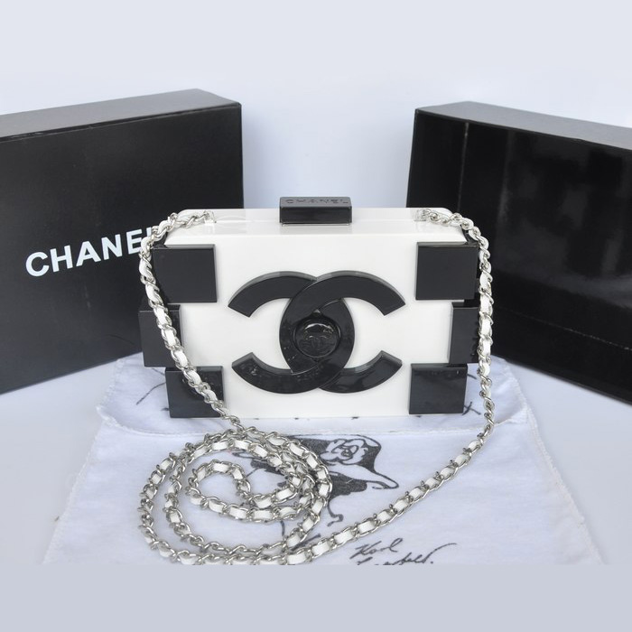 Chanel Lego Clutch A37013 Black&White