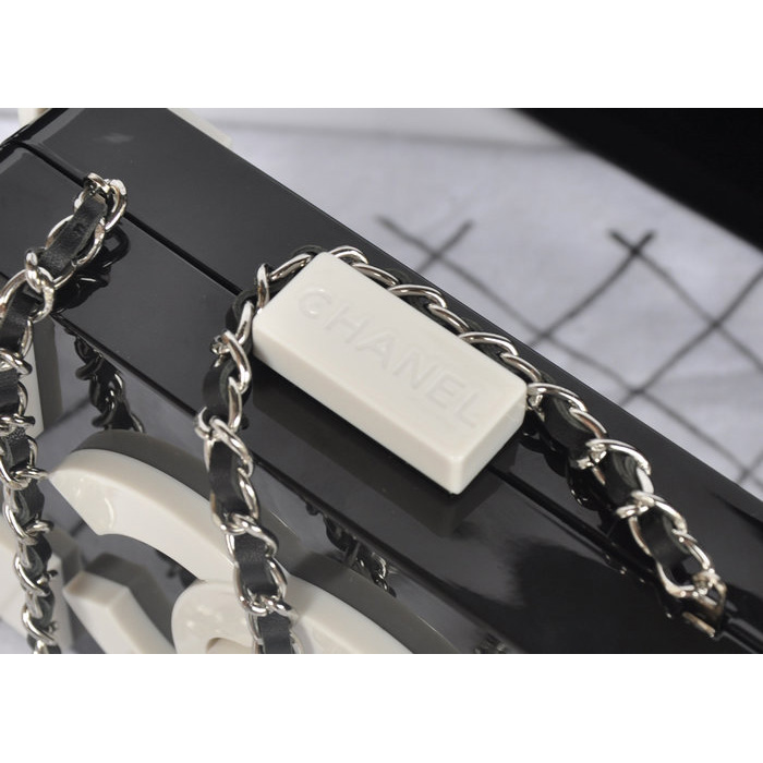 Chanel Lego Clutch A37013 Black&White