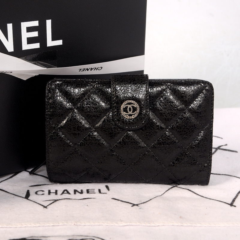 Chanel Matelasse Bi-Fold Wallet Glazed Crackled Leater C004 Black with Silver