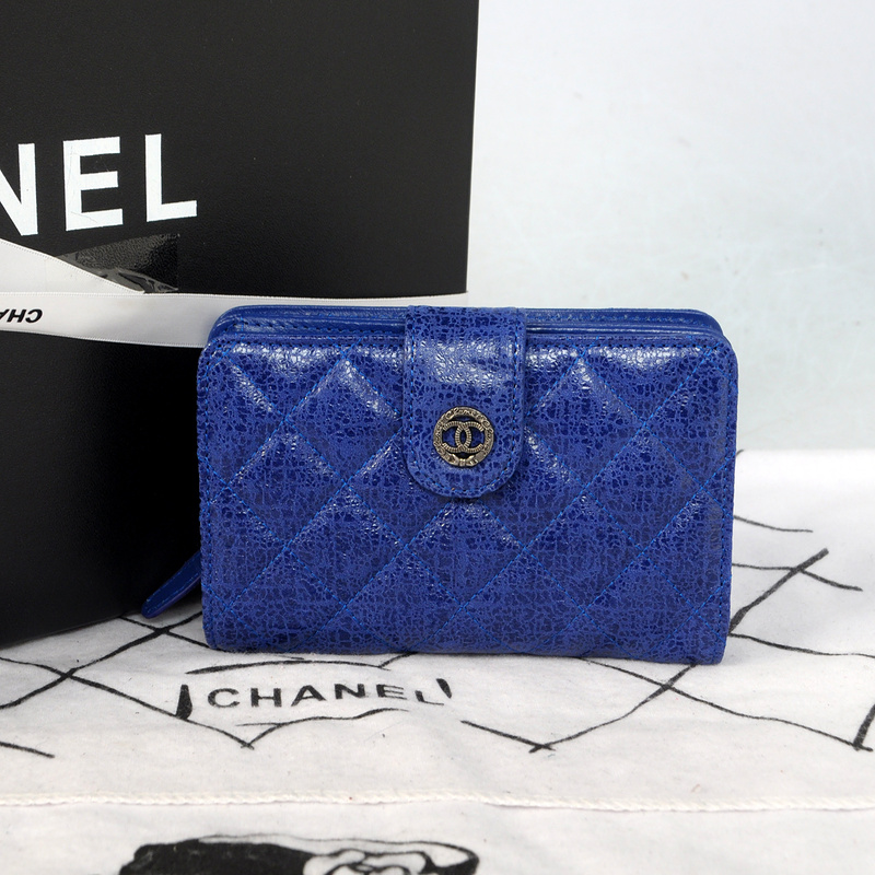 Chanel Matelasse Bi-Fold Wallet Glazed Crackled Leater C004 Blue