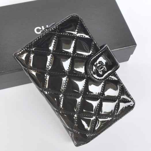 Chanel Matelasse Bi-Fold Wallet Patent Leater A051 Black