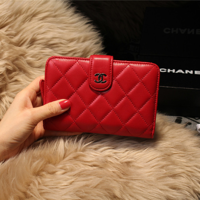 Chanel Matelasse Bi-Fold Wallet Sheepskin Leater A31506 Red