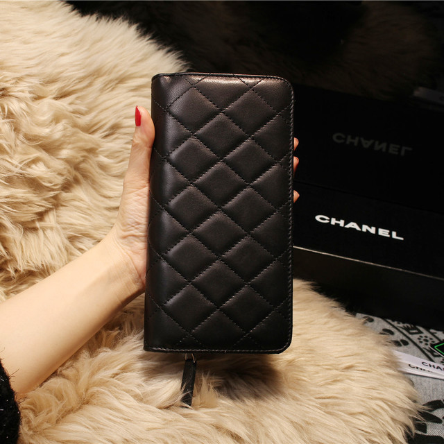 Chanel Matelasse Bi-Fold Wallet Sheepskin Leater A31507 Black