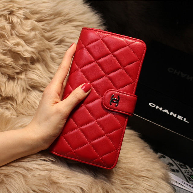 Chanel Matelasse Bi-Fold Wallet Sheepskin Leater A31507 Red