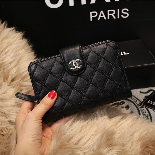 Chanel Matelasse Bi-Fold Wallet Sheepskin Leater A80136 Black