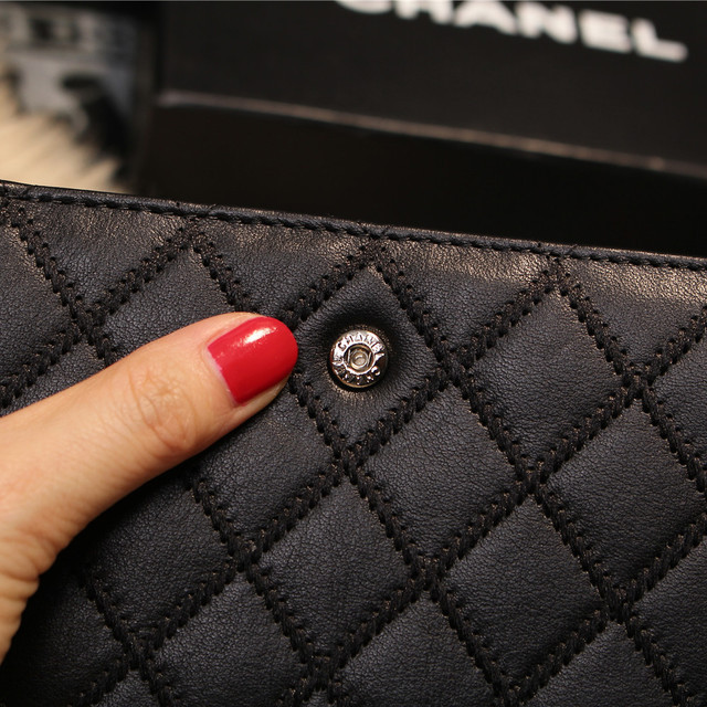 Chanel Matelasse Bi-Fold Wallet Sheepskin Leater A80136 Black