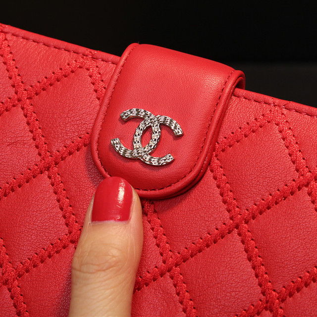 Chanel Matelasse Bi-Fold Wallet Sheepskin Leater A80136 Red