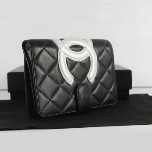 Chanel Matelasse Bi-Fold Wallet Sheepskin Leather C004 Black with white