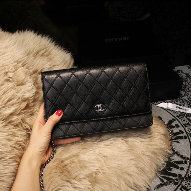 Chanel Matelasse Wallet Sheepskin Leater A80139 Black