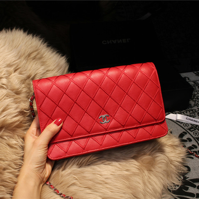 Chanel Matelasse Wallet Sheepskin Leater A80139 Red