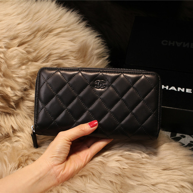 Chanel Matelasse Zip Around Wallet Sheepskin A31505 Black