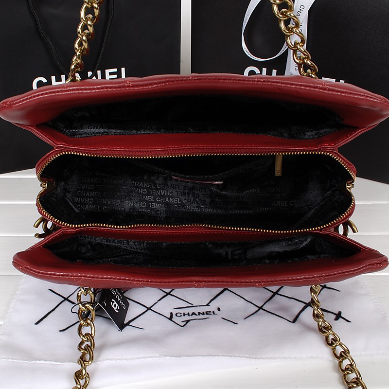 Chanel Sheepskin Leather Shoulder Bag A67245 Burgundy