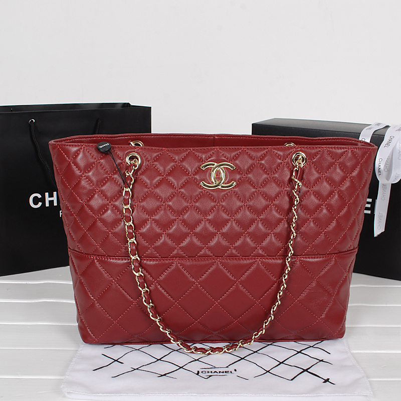 Chanel Sheepskin Leather Shoulder Bag A76600 Burgundy