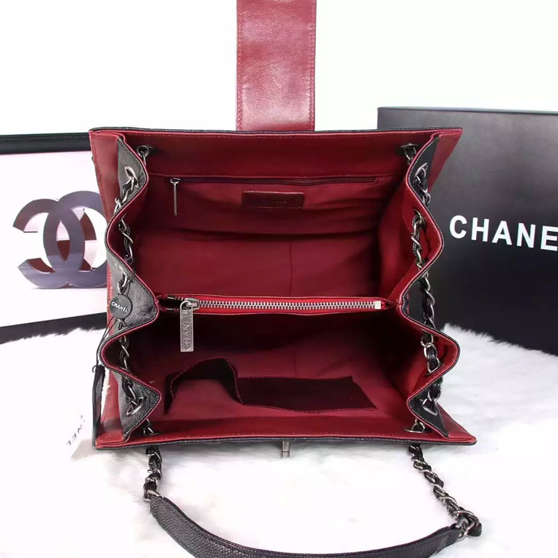 Chanel Shopping Bag in Original Caviar Leather A1870 Black