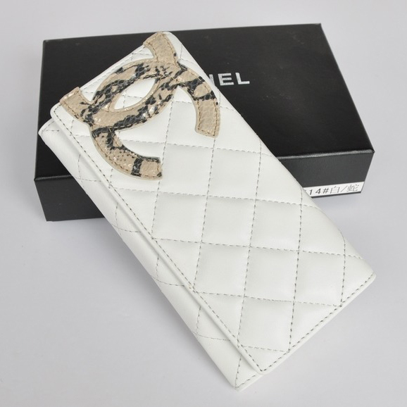 Chanel Snake CC logo Bi-Fold Wallet A514 in White