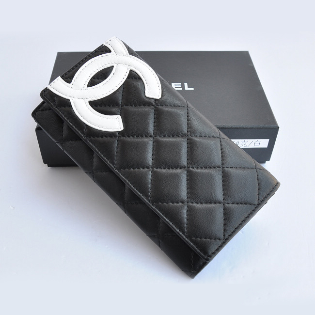 Chanel White CC logo Bi-Fold Wallet A514 in Black