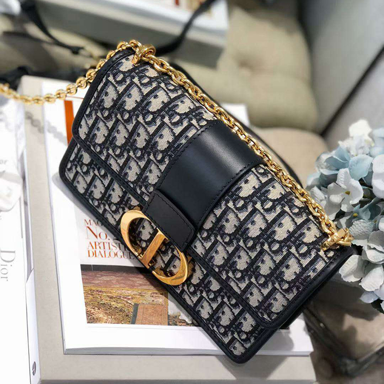 DIOR 30 MONTAIGNE CHAIN BAG