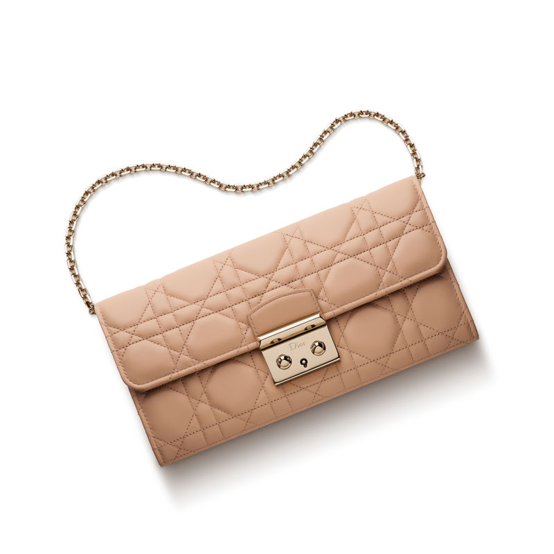 Dior Rendez-Vous wallet in Nude lambskin