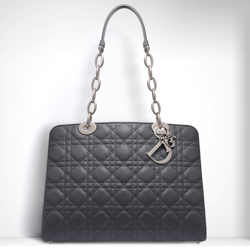 Dior Soft flap bag in Gris Dior lambskin