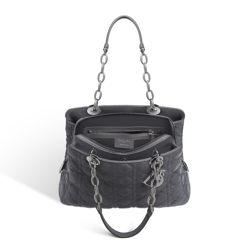 Dior Soft flap bag in Gris Dior lambskin