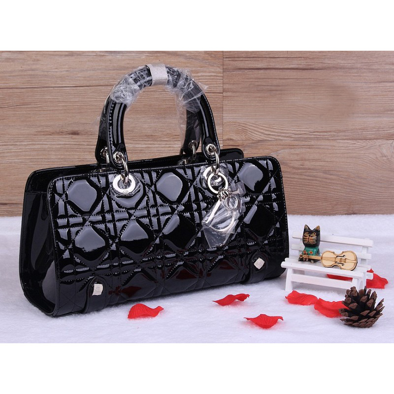 Dior tote bag D8047 in Black Patent Leather