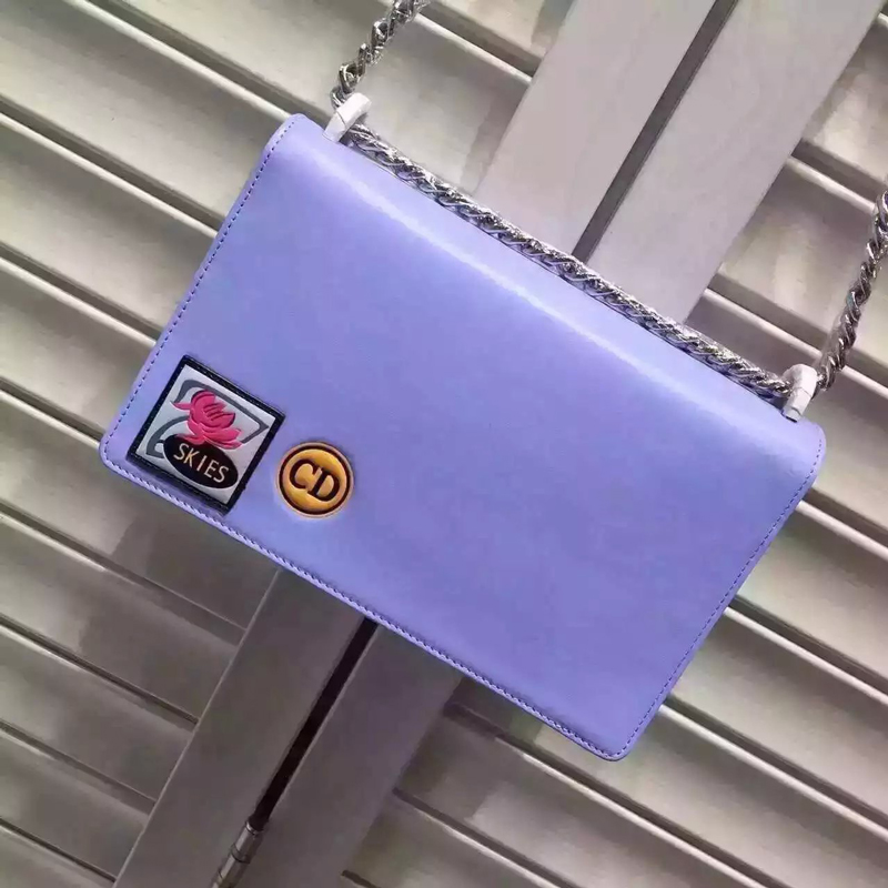 Diorama flap bag