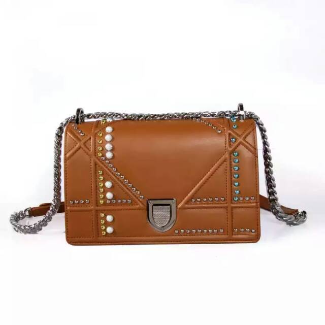 Diorama flap bag in Camel Original Leather