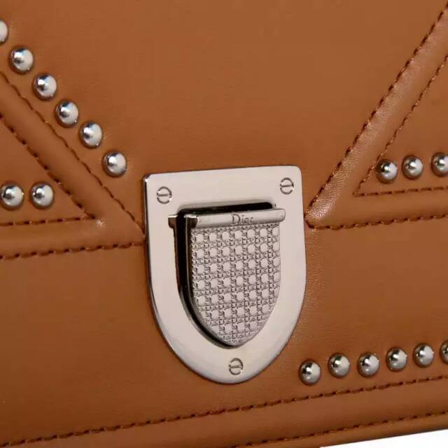 Diorama flap bag in Camel Original Leather