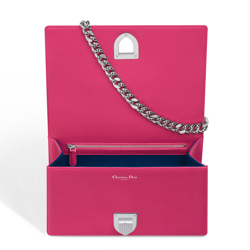 Diorama flap bag in fuchsia lambskin