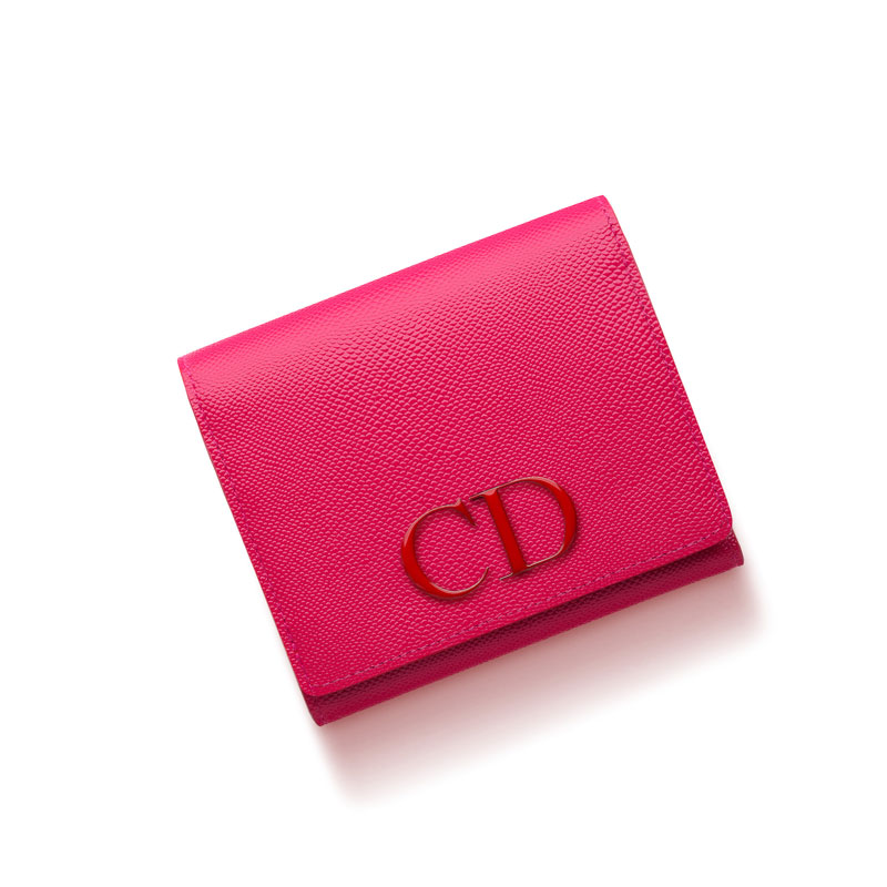 Evasion wallet in glossy fuchsia grained calfskin