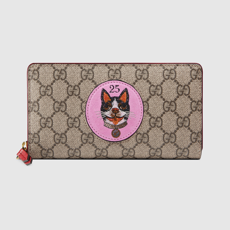 Gucci GG Supreme zip around wallet with Bosco patch 506279 9F27G 9752