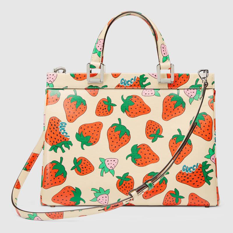 Gucci Zumi Strawberry print medium top handle bag 564714 08NAX 9036