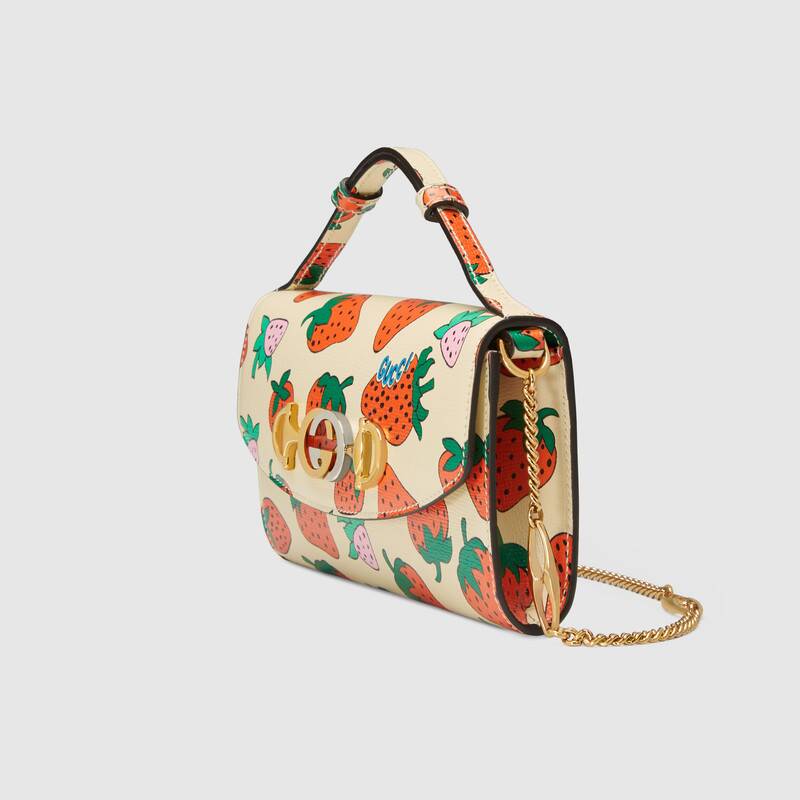 Gucci Zumi Strawberry print mini bag 564718 08PAX 9036