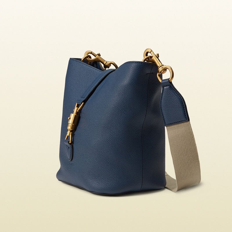 Gucci jackie soft leather bucket bag