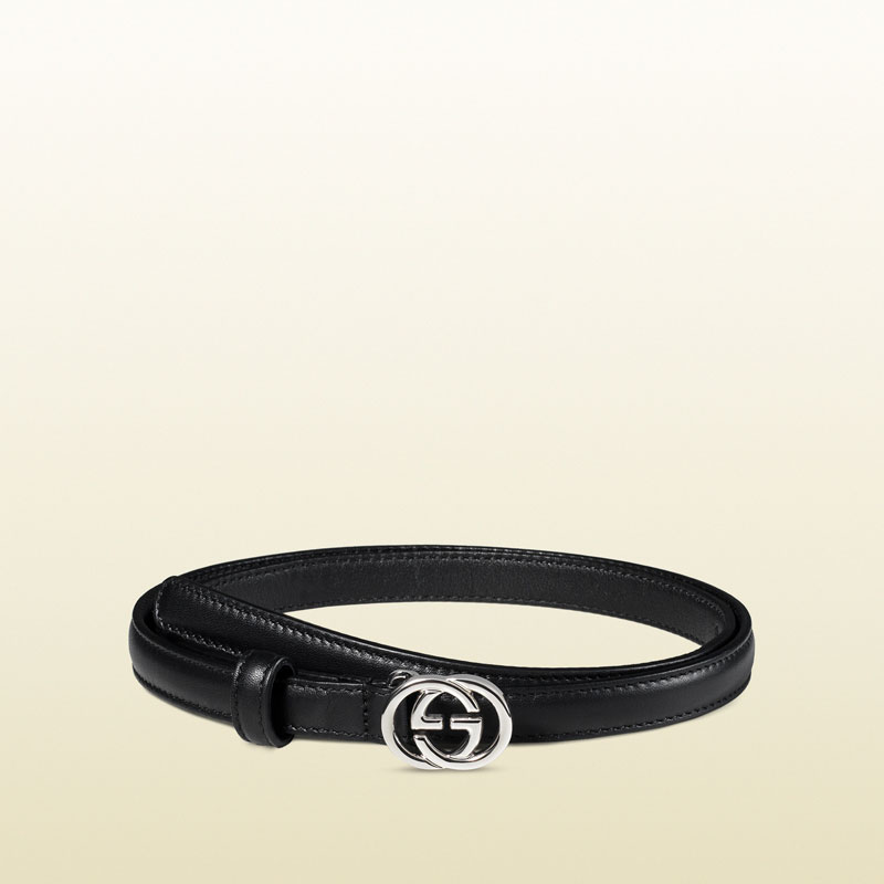 Gucci leather skinny belt with interlocking G buckle 370552 AP00N 1000