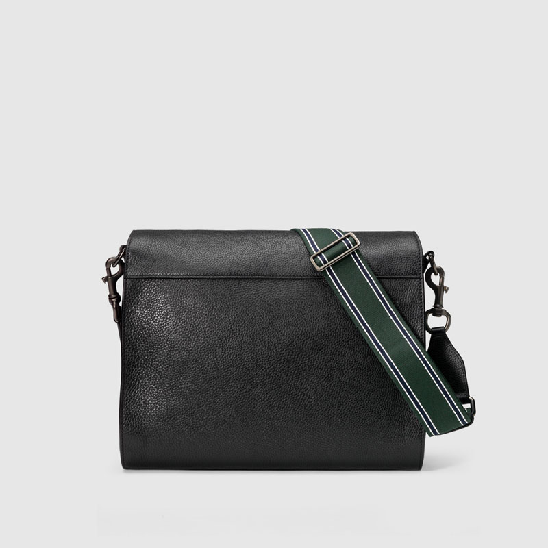 Gucci men medium leather messenger bag with bamboo details