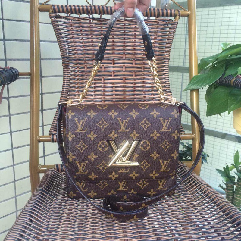 Louis Vuitton Monogram Canvas Twist Bag M48618