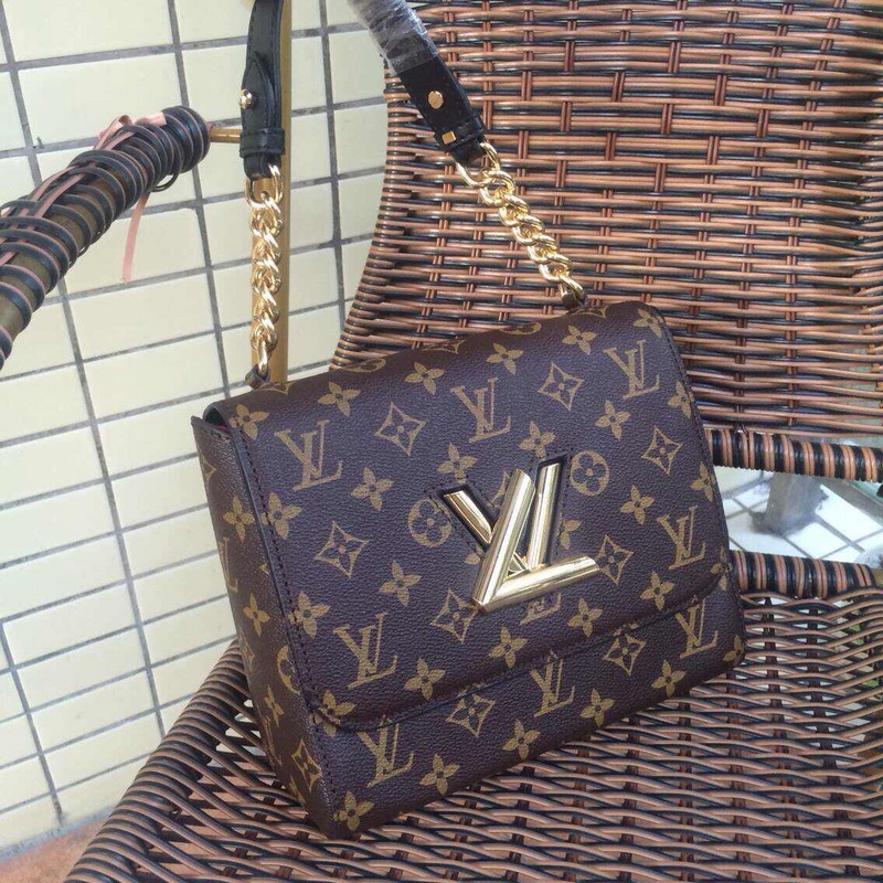 Louis Vuitton Monogram Canvas Twist Bag M48618