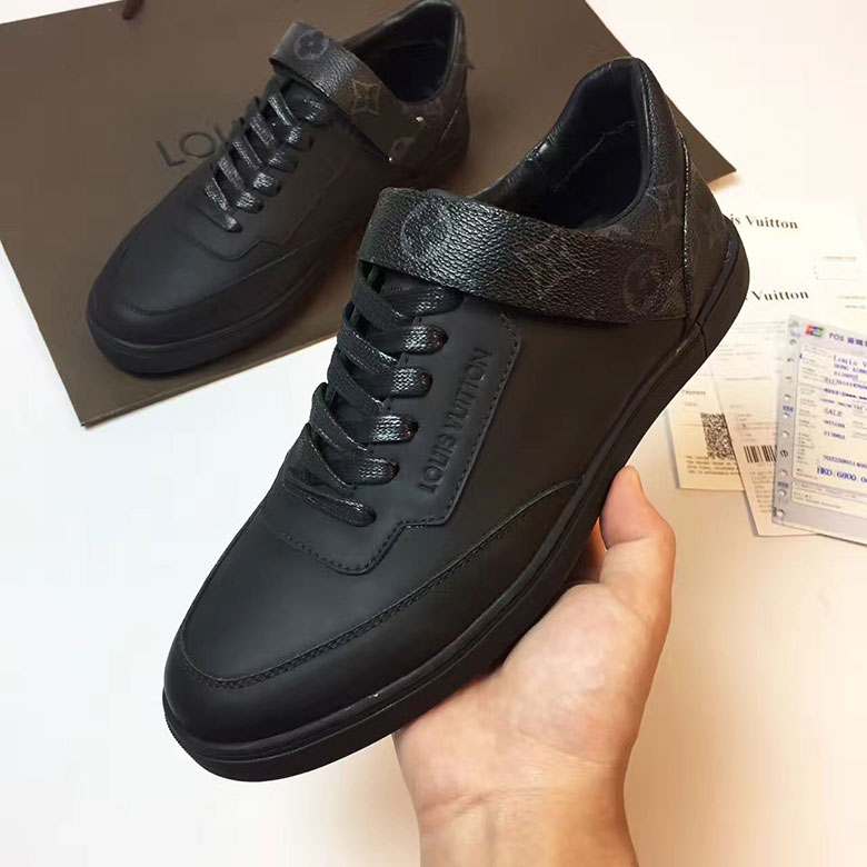 Louis Vuitton Passenger Sneaker Monogram Eclipse