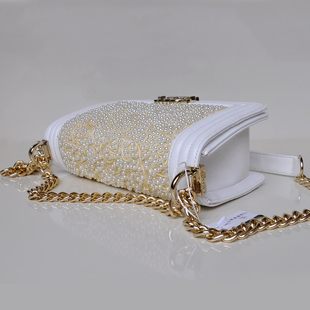 Newest Boy Chanel Flap Shoulder Bag Pearl A67086 White