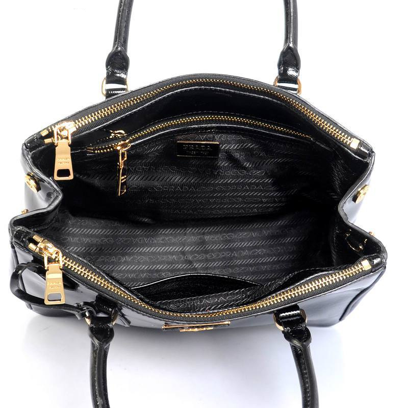 Prada Saffiano Patent Leather Tote Bag 1801 in Black