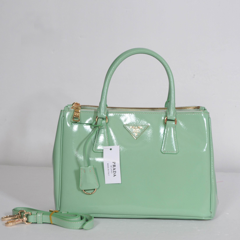 Prada Saffiano Patent Leather Tote Bag 1801 in Pale green