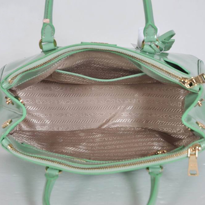 Prada Saffiano Patent Leather Tote Bag 1801 in Pale green